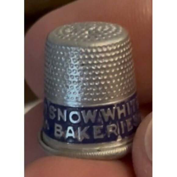 Vintage 1930’s Advertising Thimble Snow White Bakery - Picture 1 of 7